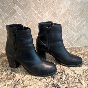 Frye Addie Double Zip Bootie